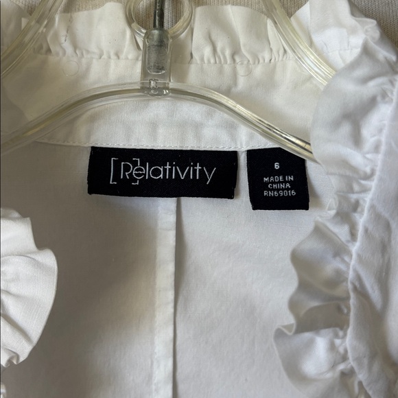Relativity White Ruffled Sleeveless Button-Front Blouse - Picture 7 of 12